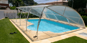 Prix d’un abri de piscine plat