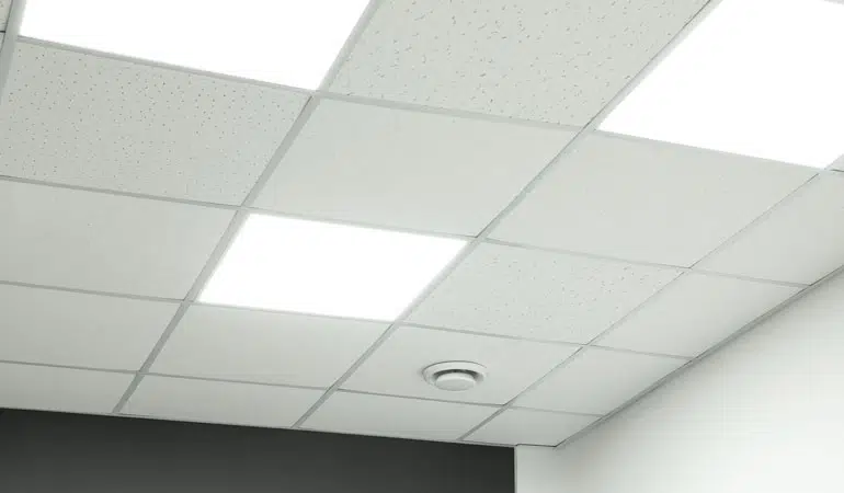 Solution - Plafond - Standard - Plafond avec fourrure suivant DTU